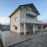 White Vila Blazuj